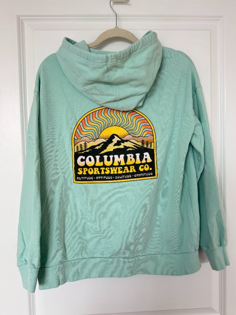Columbia Sportswear Y2K Gorpcore Colorful Mint Green Hoodie - Size Small